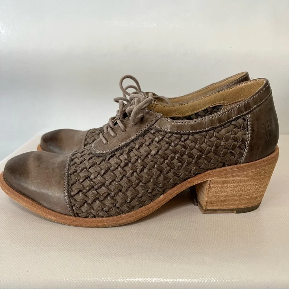 Frye Woven Leather Lace Up Heeled Oxford Shoes - Picture 3 of 10